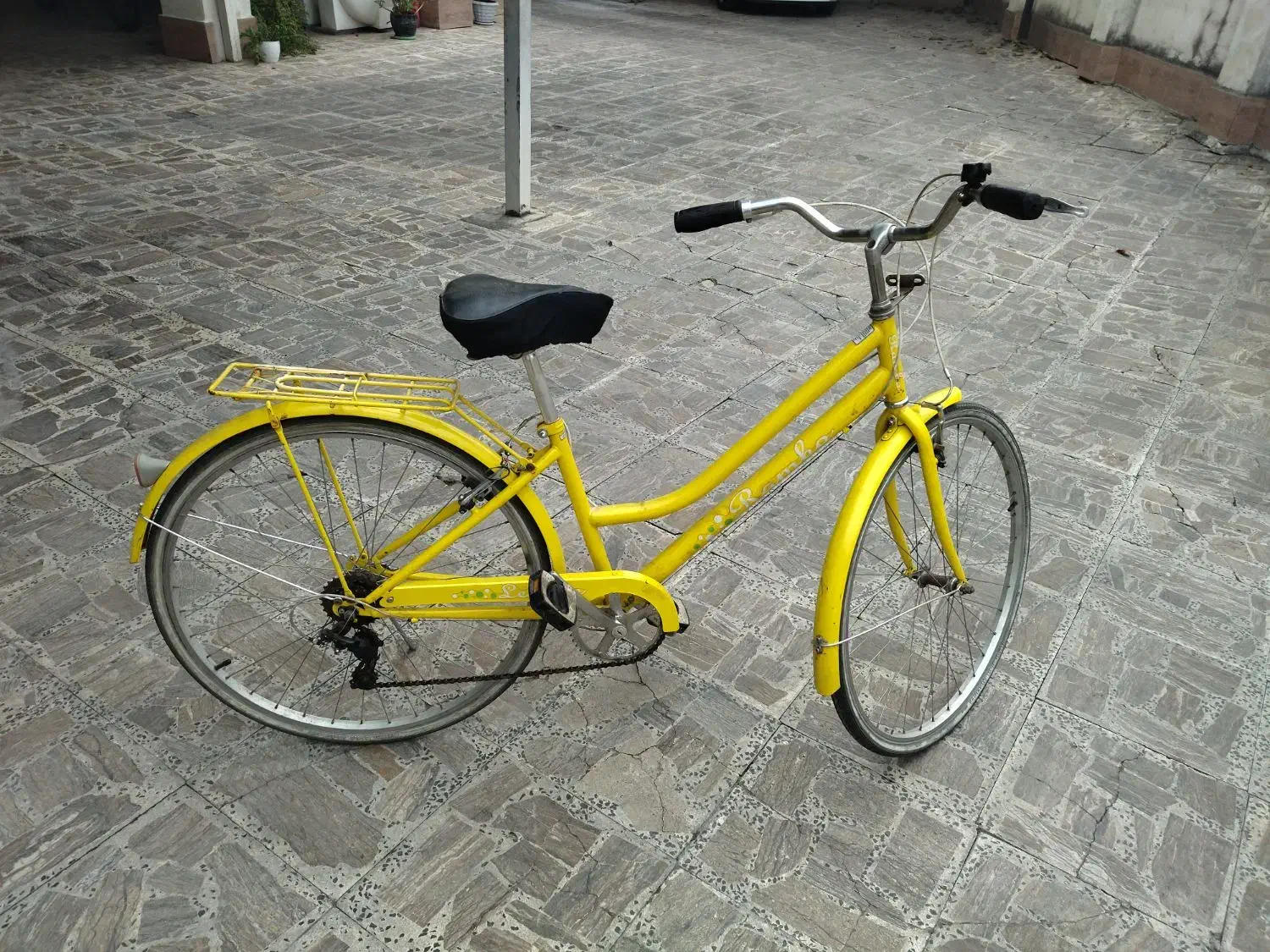 دوچرخه|دوچرخه، اسکیت، اسکوتر|صومعهسرا, |دیوار