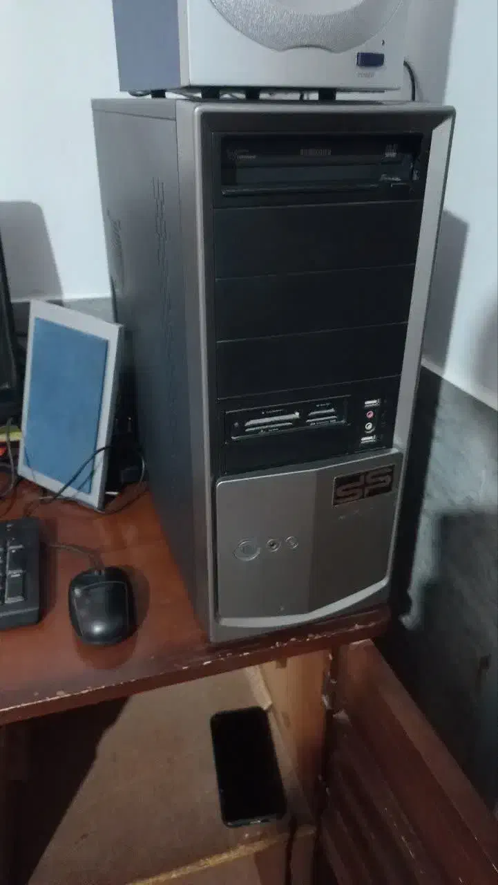 کامپیوتر بسیار تمیز|رایانه رومیزی|شاهرود, |دیوار