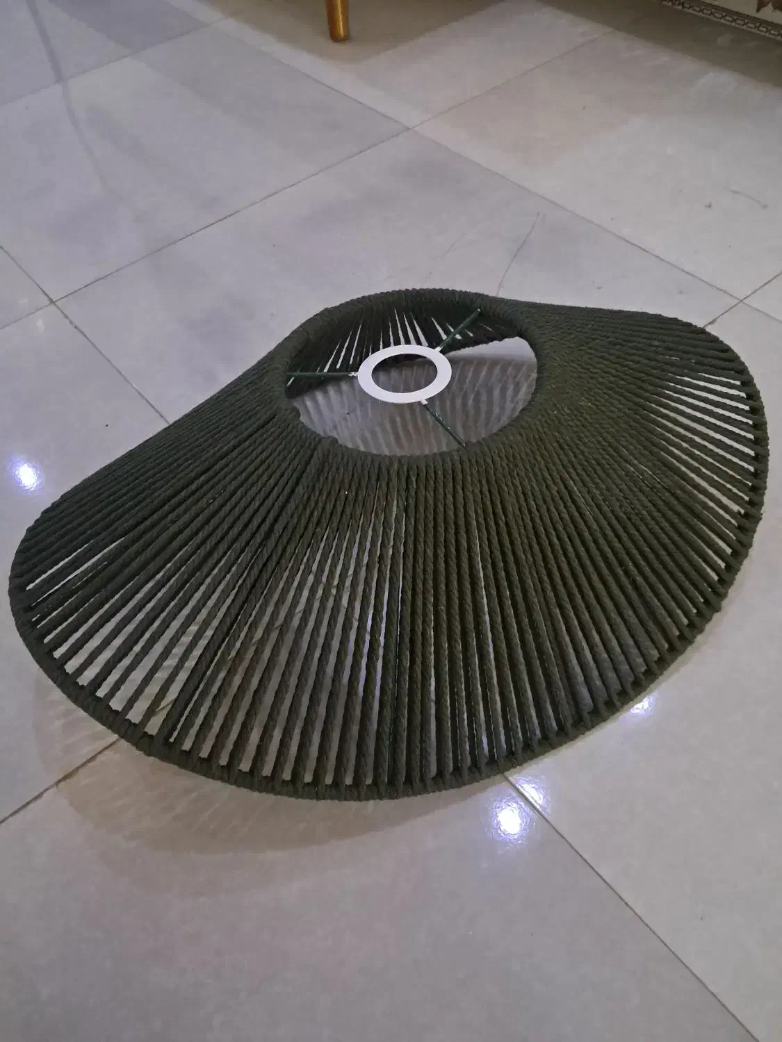 لوستر|لوستر و چراغ آویز|قدس, شهر‌قدس|دیوار