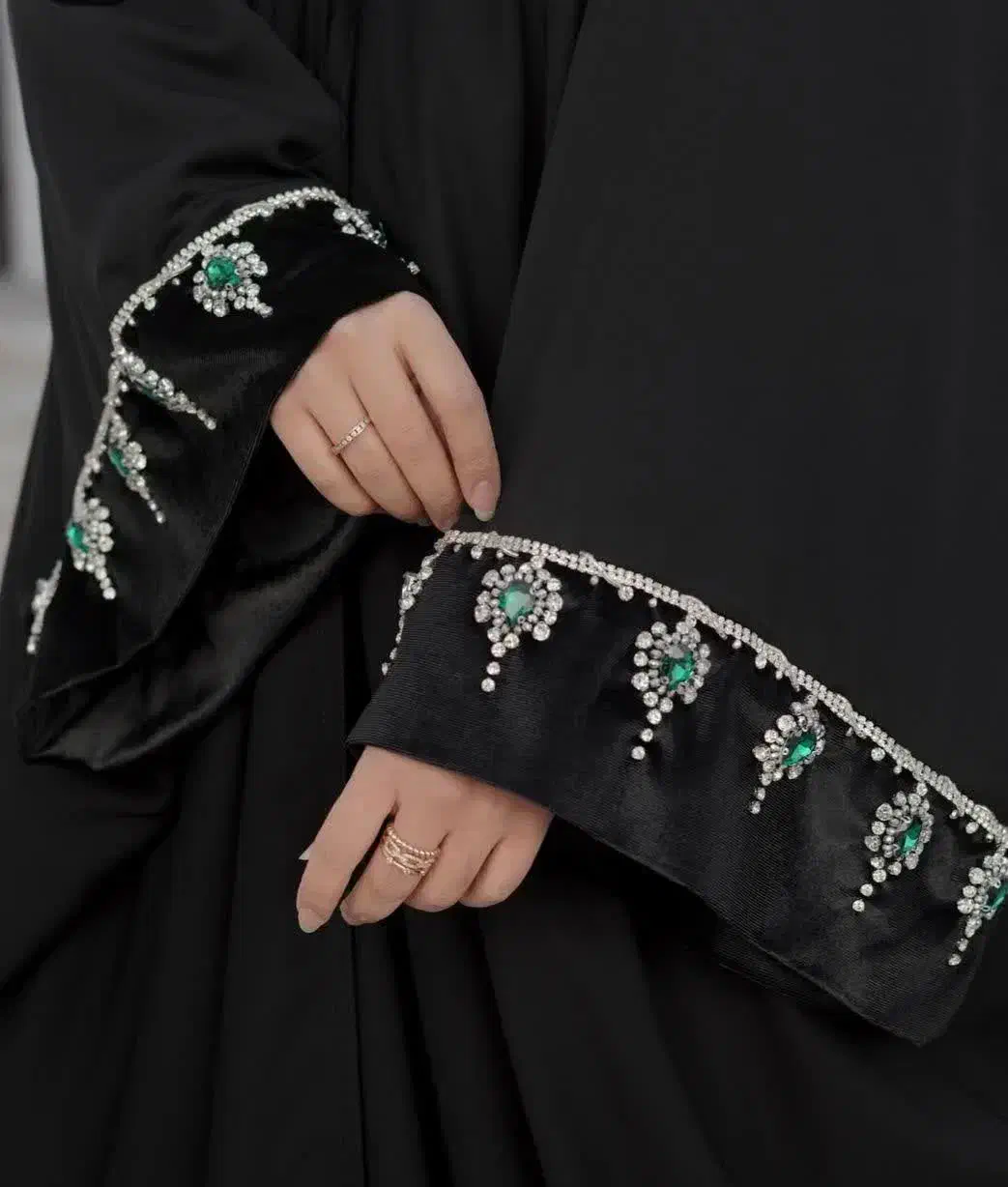 خیاطی و مزون|لباس|یزد, |دیوار