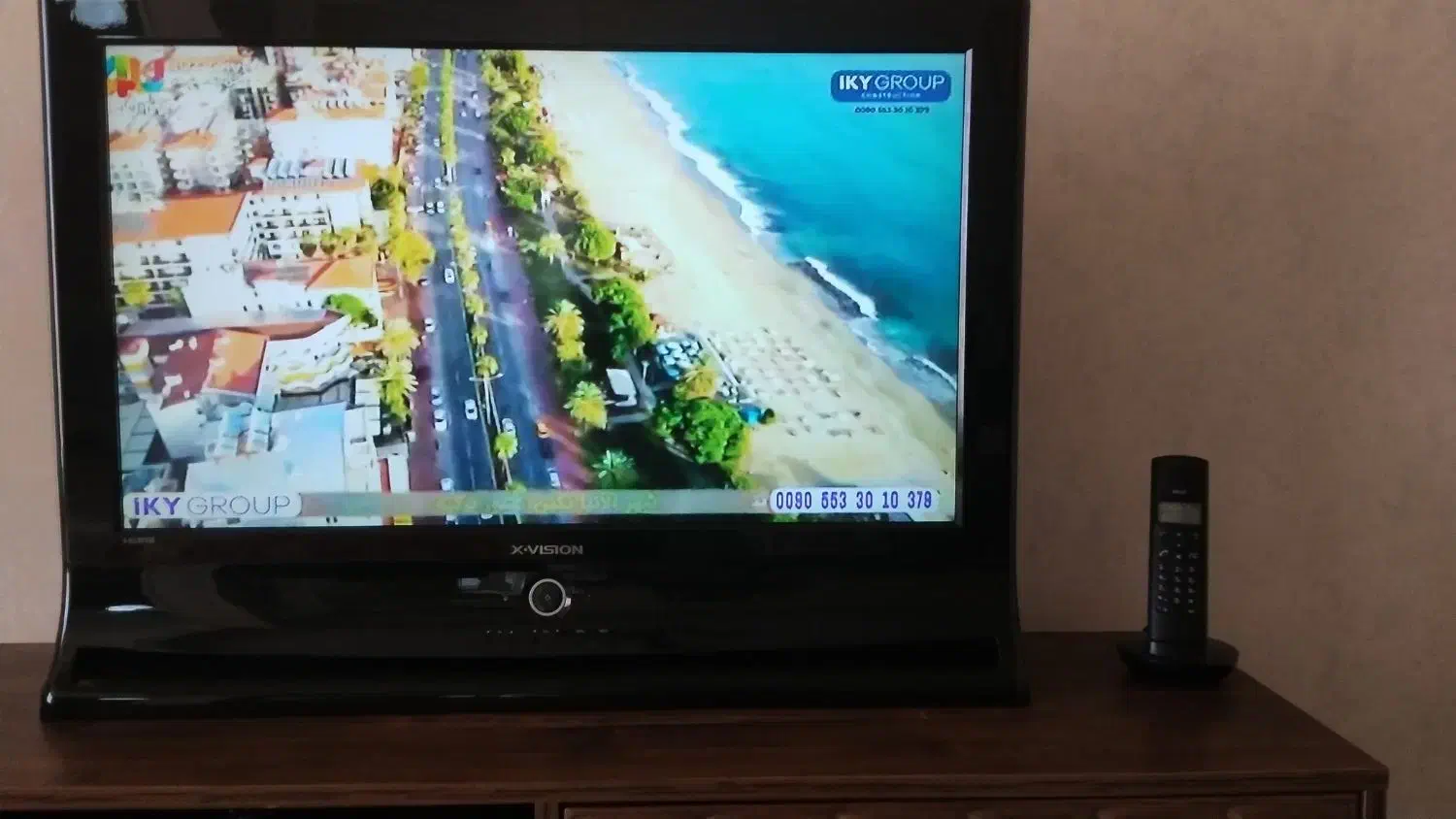 تلویزیون LCD  سایز ۳۲ اینچ ایکس ویژن|تلویزیون و پروژکتور|تهران, تهرانسر شمالی|دیوار