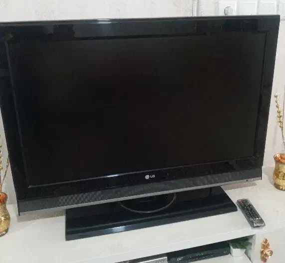 تلویزیون|تلویزیون و پروژکتور|سلماس, |دیوار