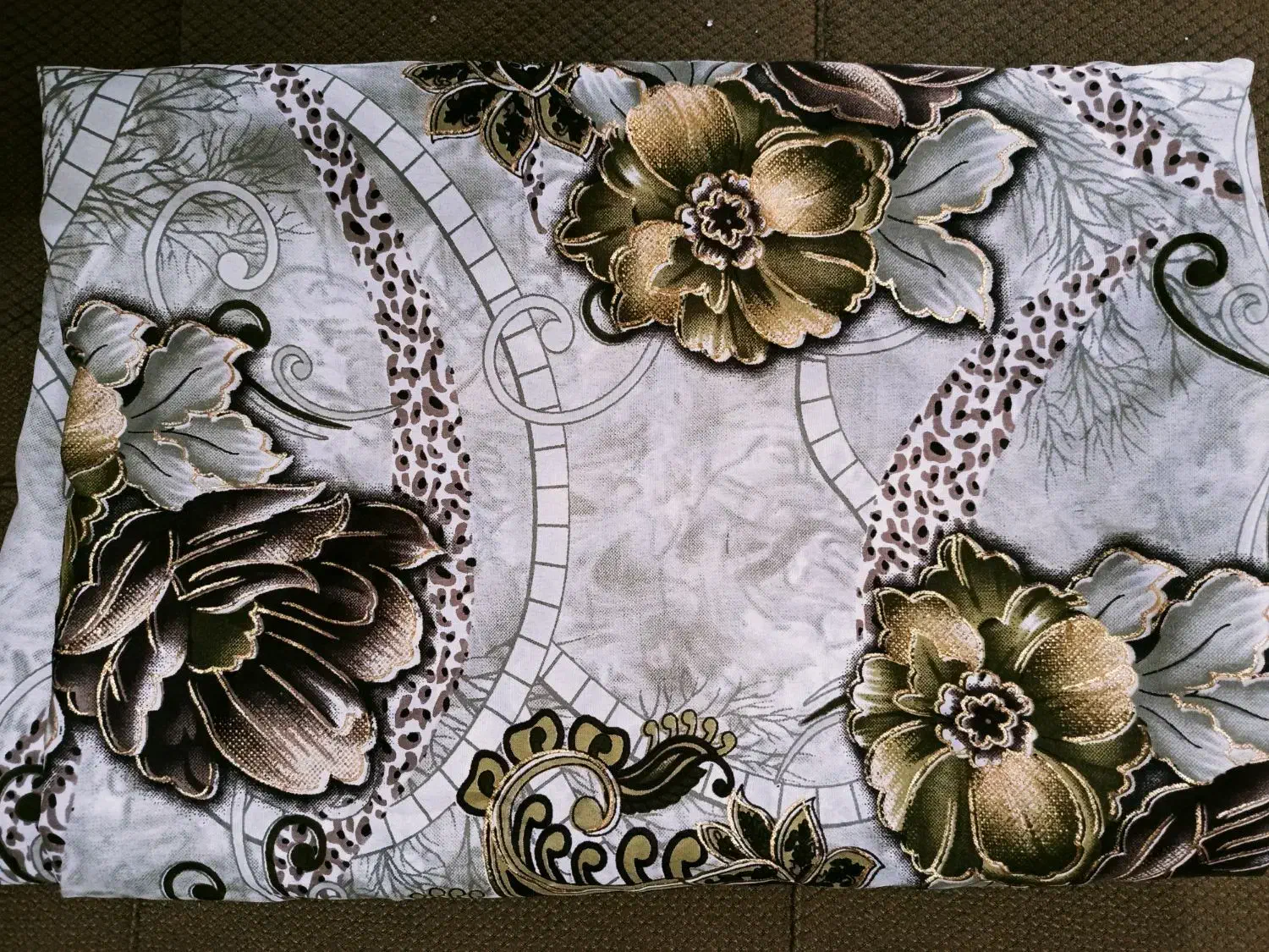 چادر نو و دوخته شده|لباس|قرچک, زیبا شهر|دیوار