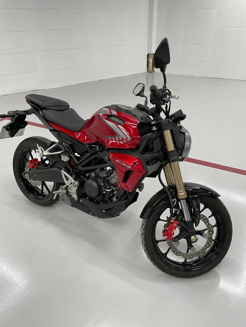 هوندا cb 150cc|موتورسیکلت|تهران, زعفرانیه|دیوار