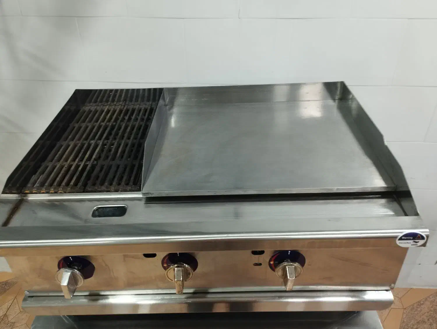 گریل مرکب نود سانت سی ذغالی شصت روغنی|اجاق گاز و لوازم برقی پخت‌وپز|مهاباد (آذربایجان غربی), |دیوار