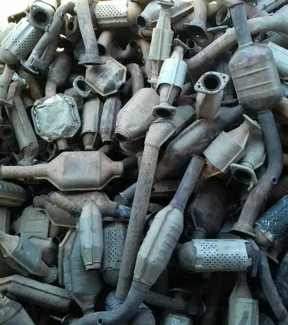 اگزوز کاتالیست وکاتالیزور خودرو زاهدان|قطعات یدکی و لوازم جانبی|زاهدان, |دیوار