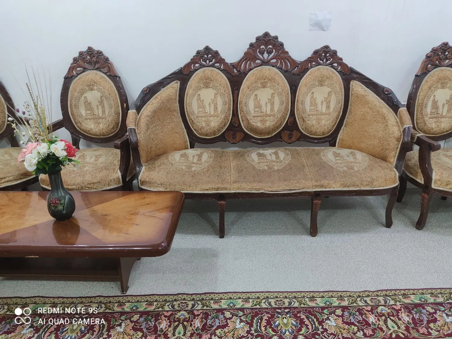 سلطنتی|مبلمان خانگی و میز عسلی|دزفول, |دیوار