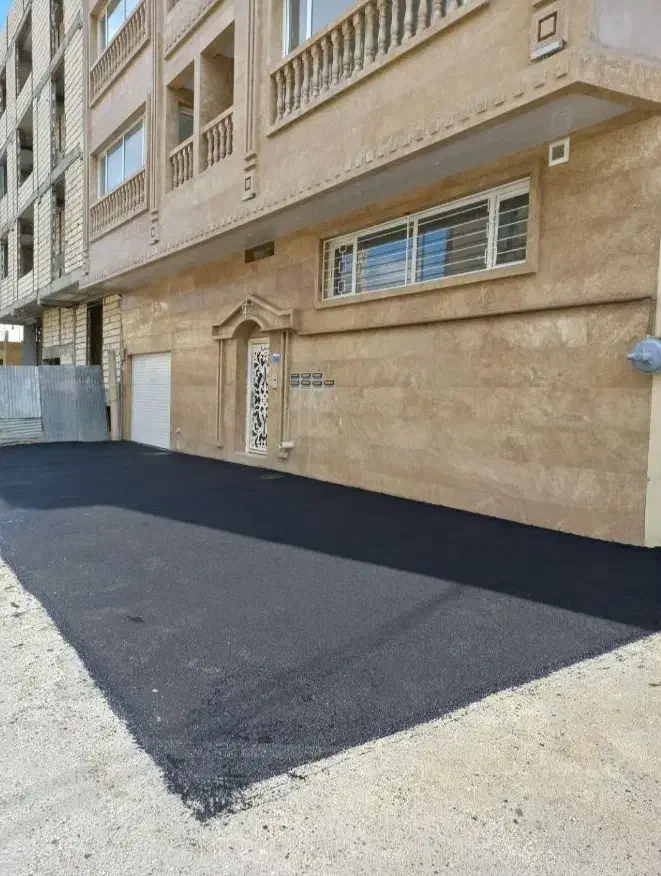 خدمات نصب فروش ایزوگام حتی1متر قیر اسفالت غلطک|خدمات پیشه و مهارت|یزد, |دیوار