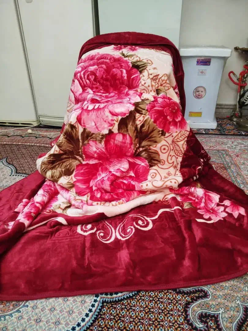 پتوهای دونفره گل برجسته|رختخواب، بالش، پتو|دهدشت, |دیوار