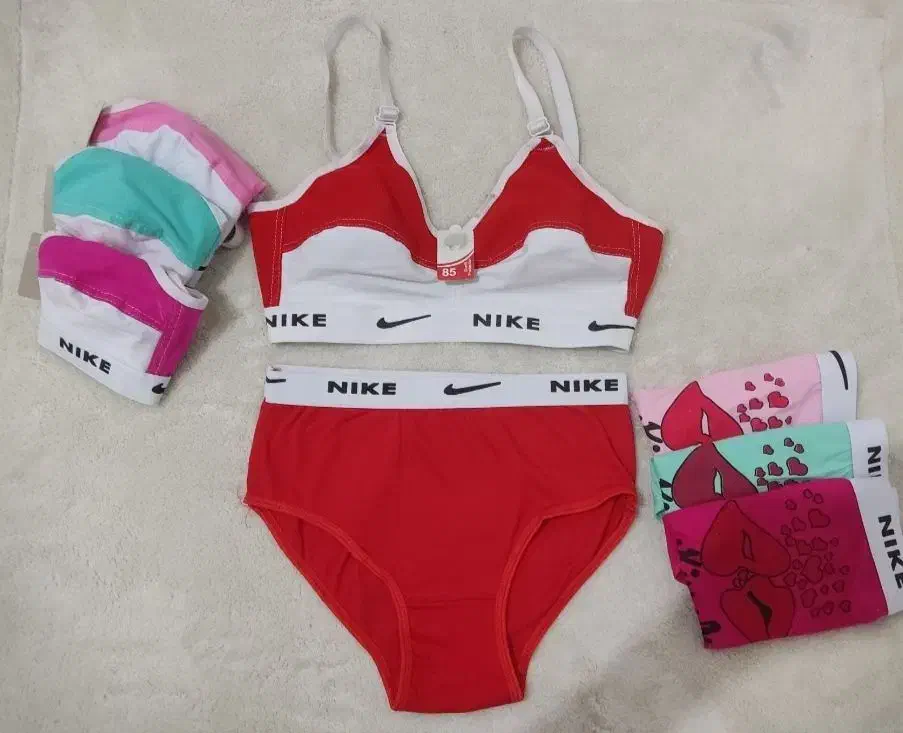 تولیدی لباس زیر زنانه پخش بصورت عمده و تکی|لباس|نسیمشهر, |دیوار