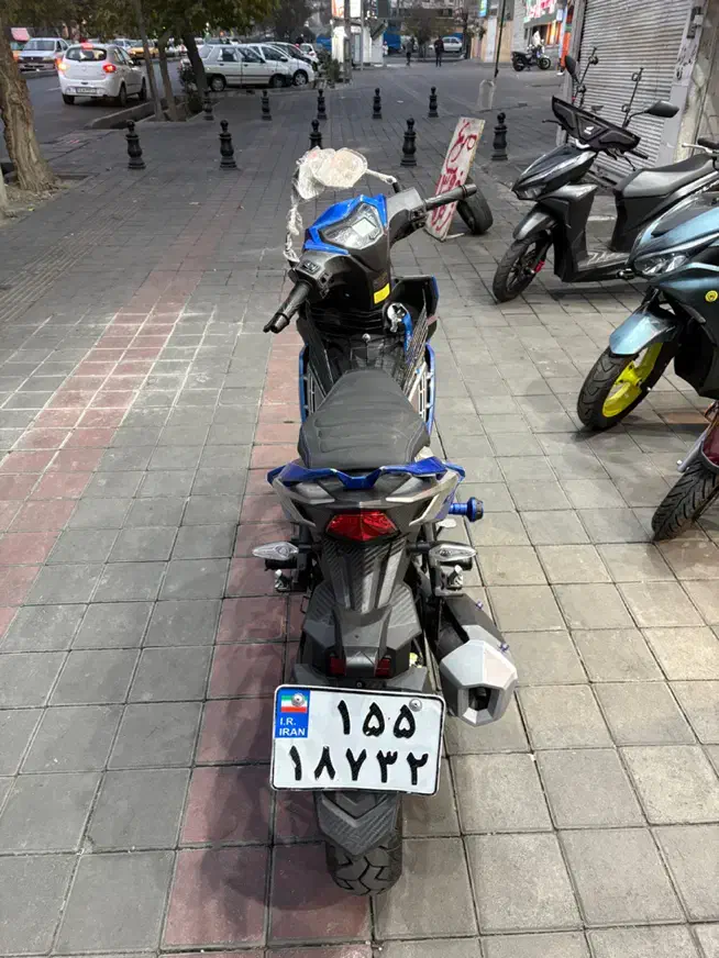 لاکی ۱۸۵ آبی|موتورسیکلت|تهران, سبلان (لشگر)|دیوار