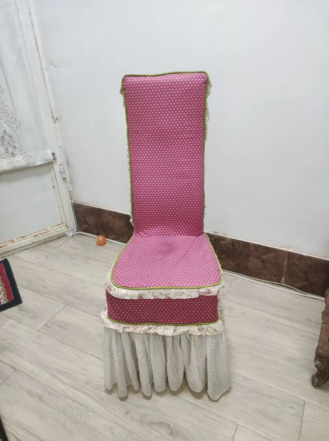 صندلی|میز و صندلی غذاخوری|رفسنجان, |دیوار