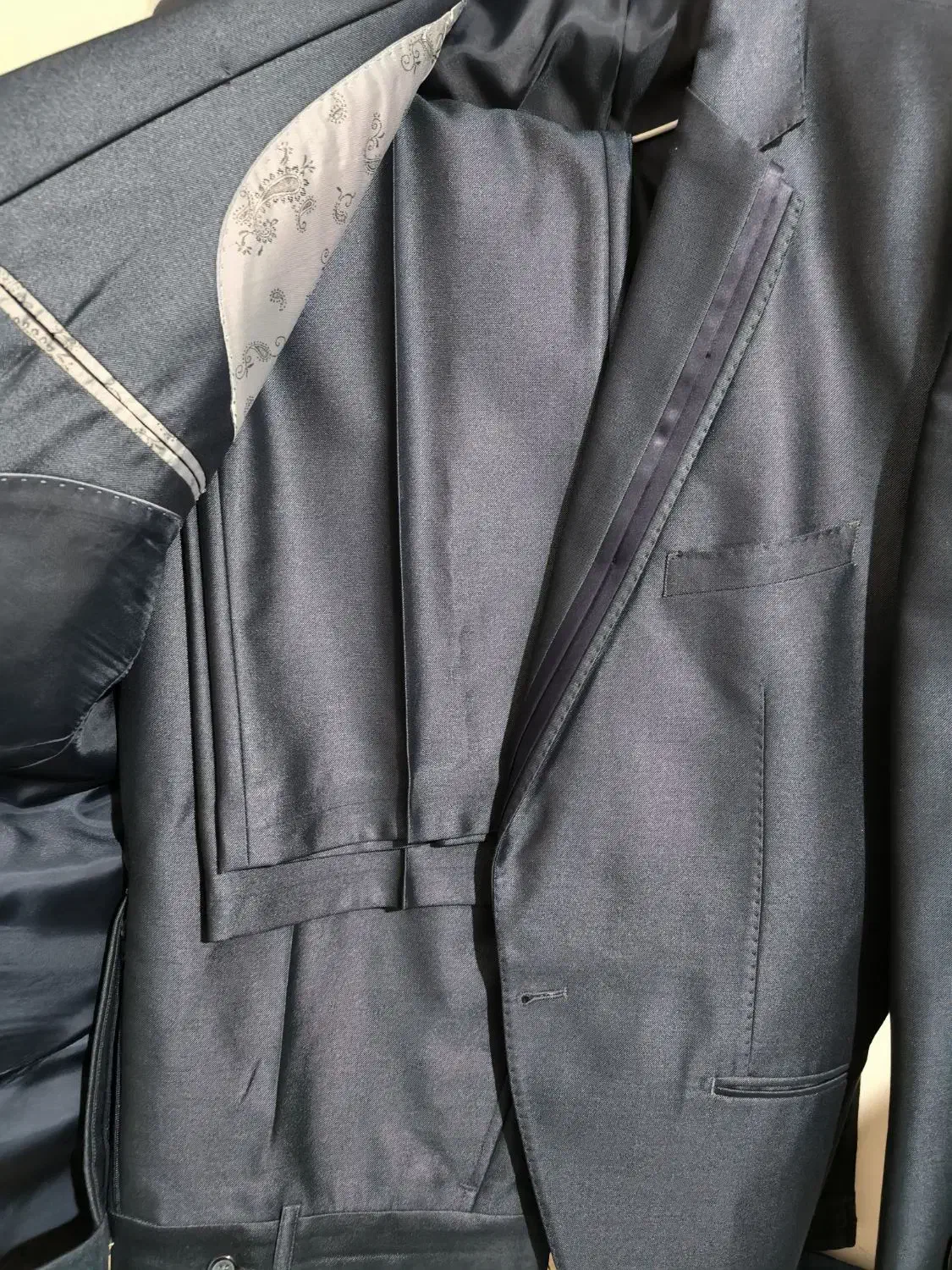 کت و شلوار سیسیلی|لباس|رشت, امین الضرب|دیوار