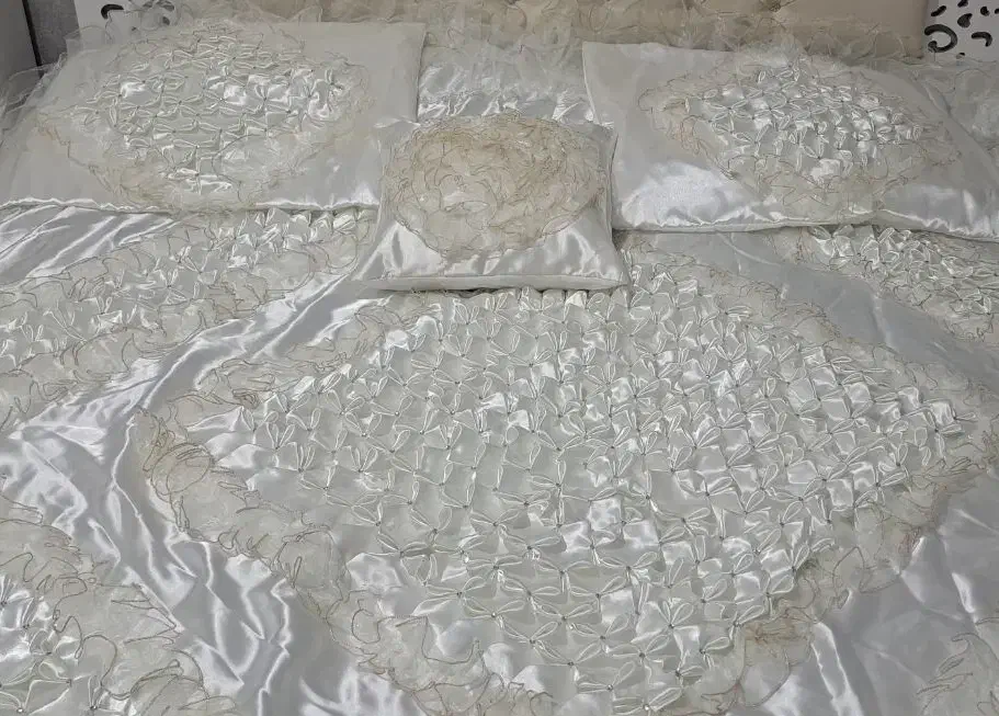 روتختی عروس نو و تمیز و سالم|سرویس روتختی|اصفهان, ملک‌شهر|دیوار