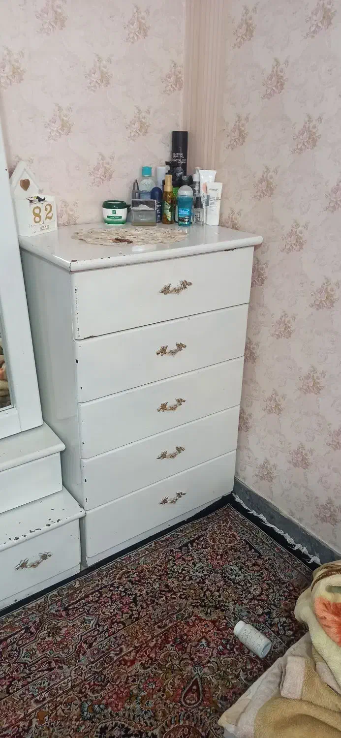 سرویس خواب دو نفره|تخت و سرویس خواب|همدان, |دیوار