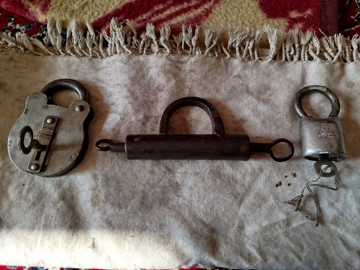 قفل قدیمی|کلکسیون اشیاء عتیقه|برخوار, |دیوار