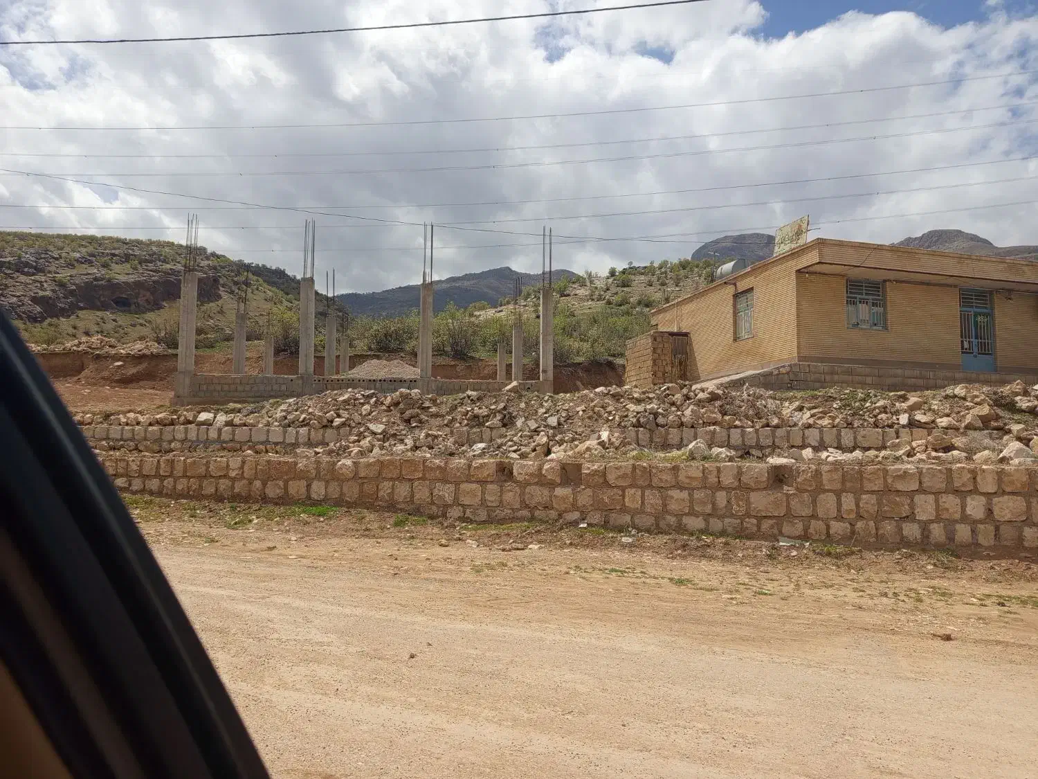 باغ انار میلاس 1100متر جنب دهیاری|فروش زمین و ملک کلنگی|لردگان, |دیوار