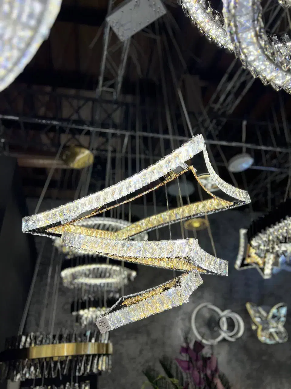 لوستر|لوستر و چراغ آویز|کرج, کمال‌شهر|دیوار