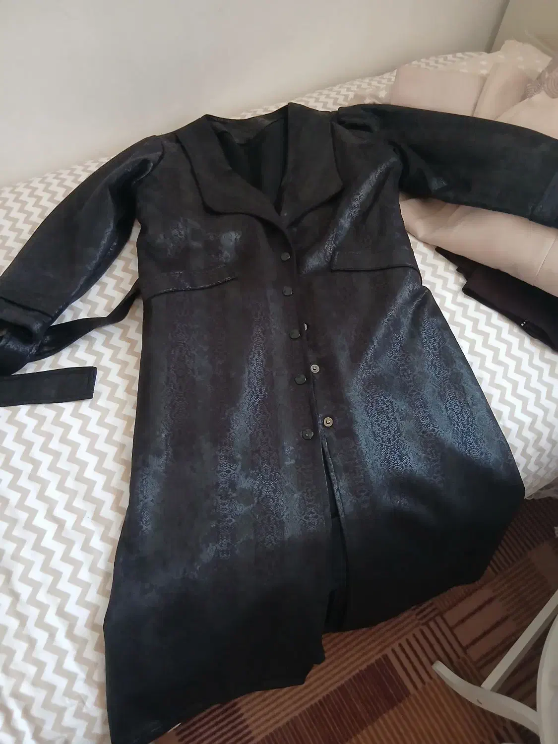 بارانی ضخیم|لباس|اردبیل, |دیوار