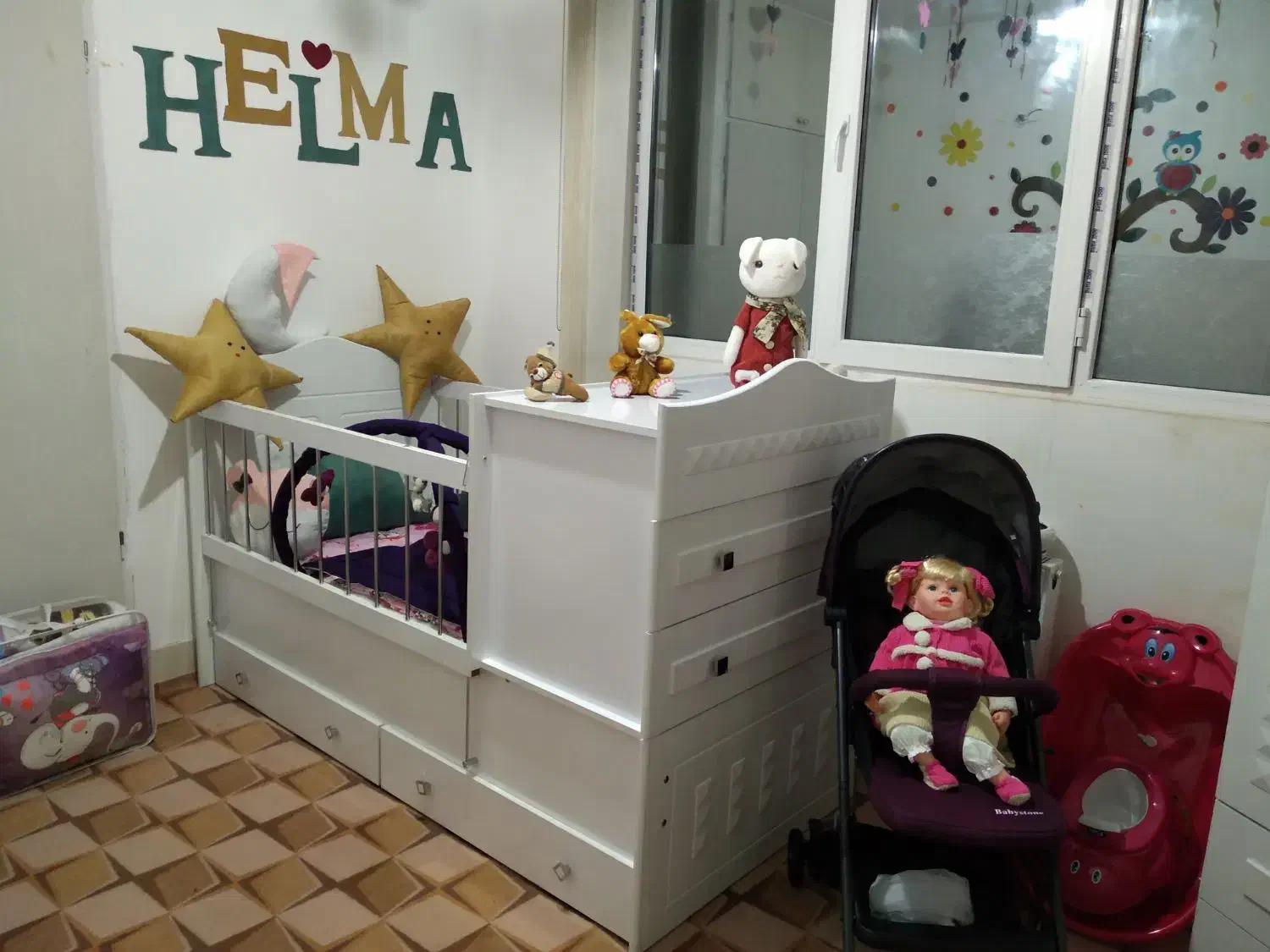 تخت و کمد نوزاد نوجوان|تخت و صندلی بچه|شیراز, شهرک مطهری|دیوار