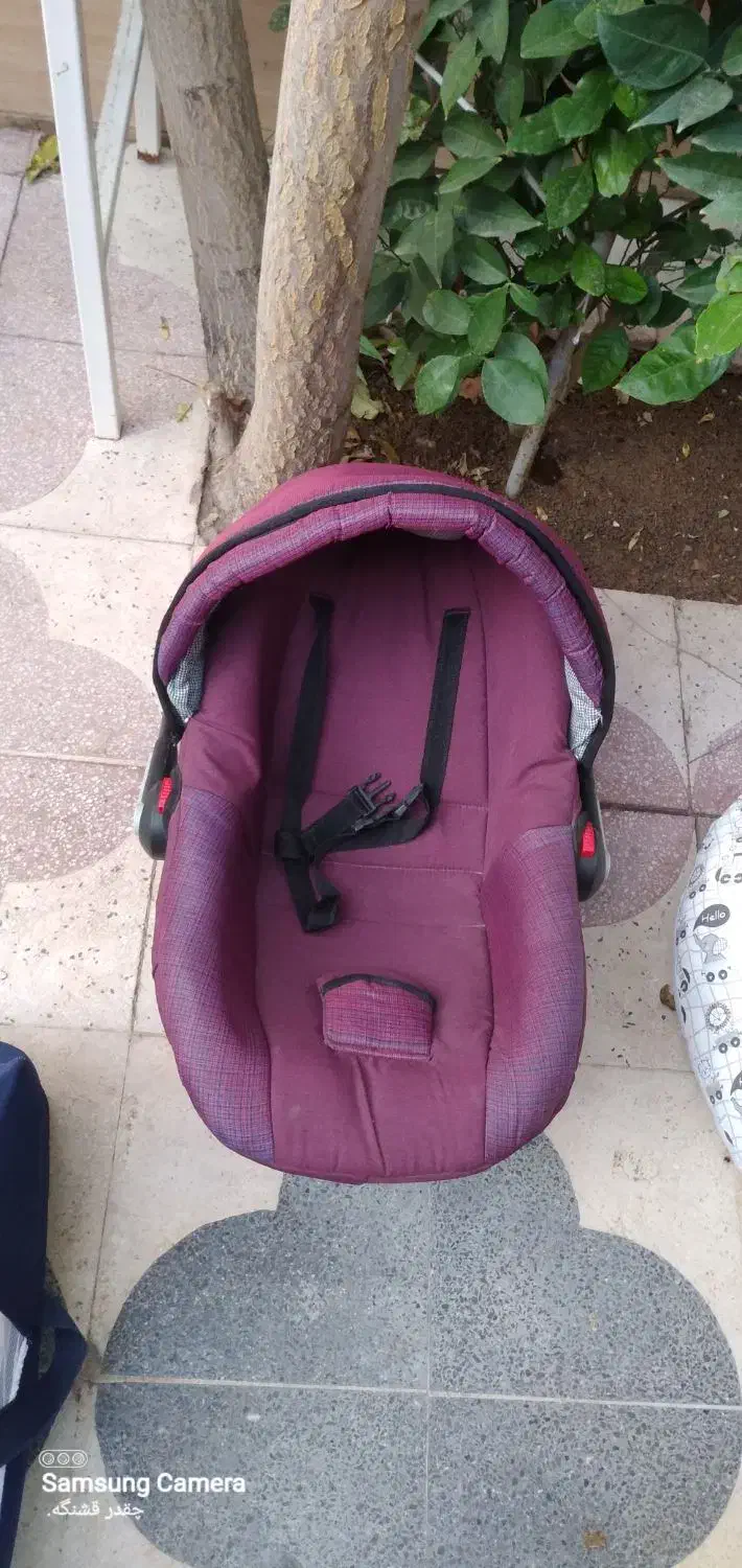 کریر.بالشت شیردهی ساک حمل نوزا.چادربازی یا پشه بند|اسباب و اثاث بچه|شیراز, فضلآباد|دیوار