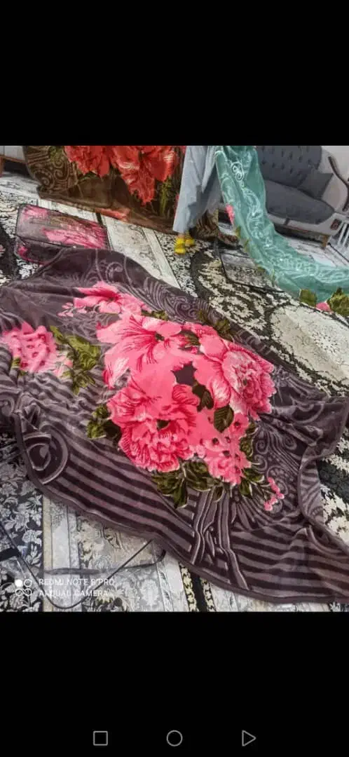 حراج پتو به مناسب روز مادر1200|رختخواب، بالش، پتو|شیراز, شهرک رضوان|دیوار