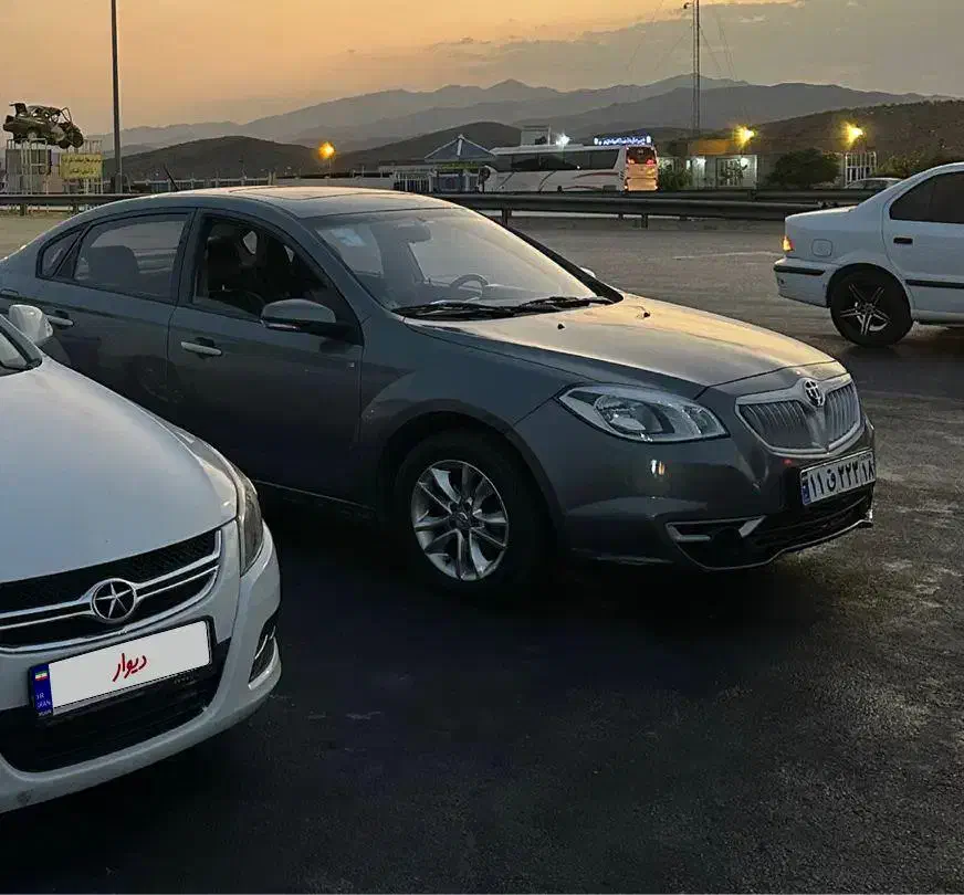 برلیانس h330 اتوماتیک بی رنگ|خودرو سواری و وانت|همدان, |دیوار