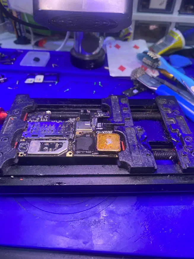 تعمیرات تخصصی تلفن همراه و لبتاب|خدمات رایانهای و موبایل|شیراز, شریفآباد|دیوار