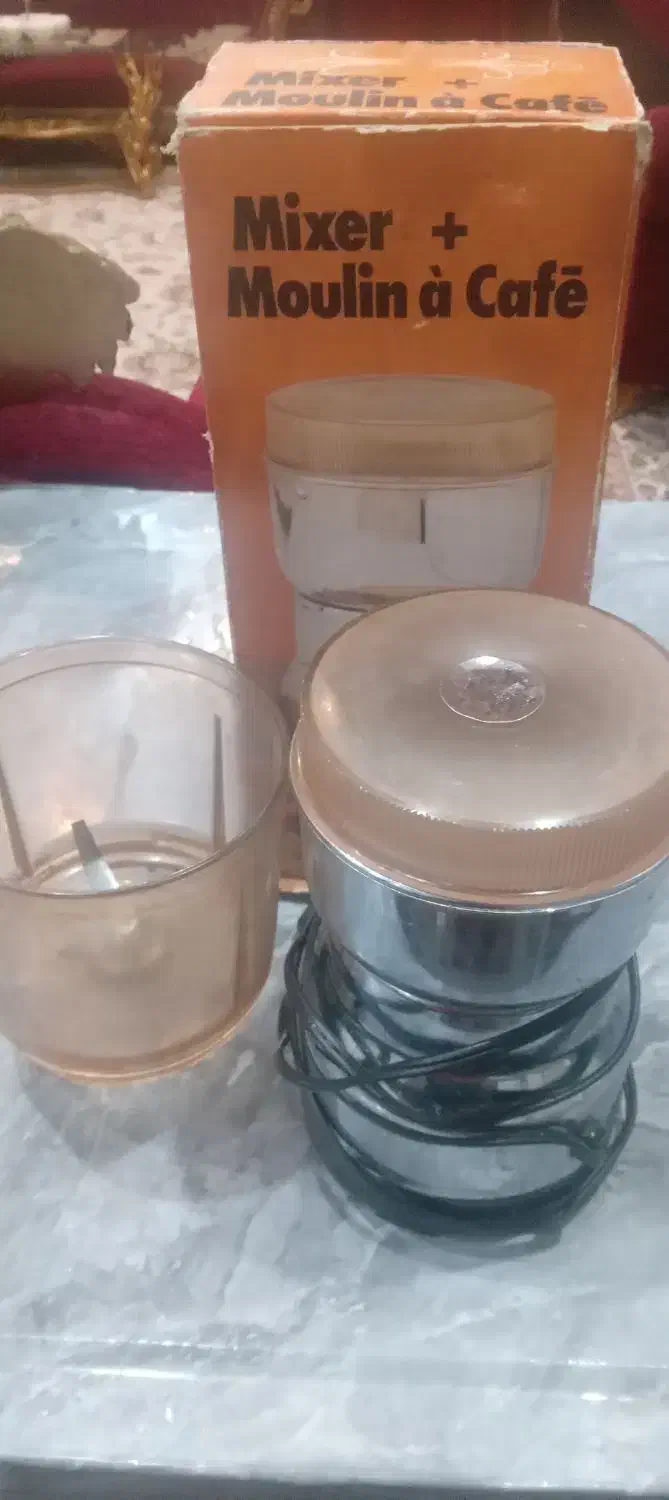 آسیاب...|خردکن، آسیاب، غذاساز|تربت‌حیدریه, پائین ولایت|دیوار