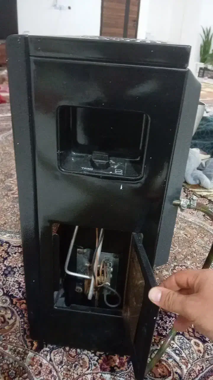 بخاری گازی بسیار تمیز وبی ایراد|بخاری، هیتر، شومینه|کرمانشاه, |دیوار