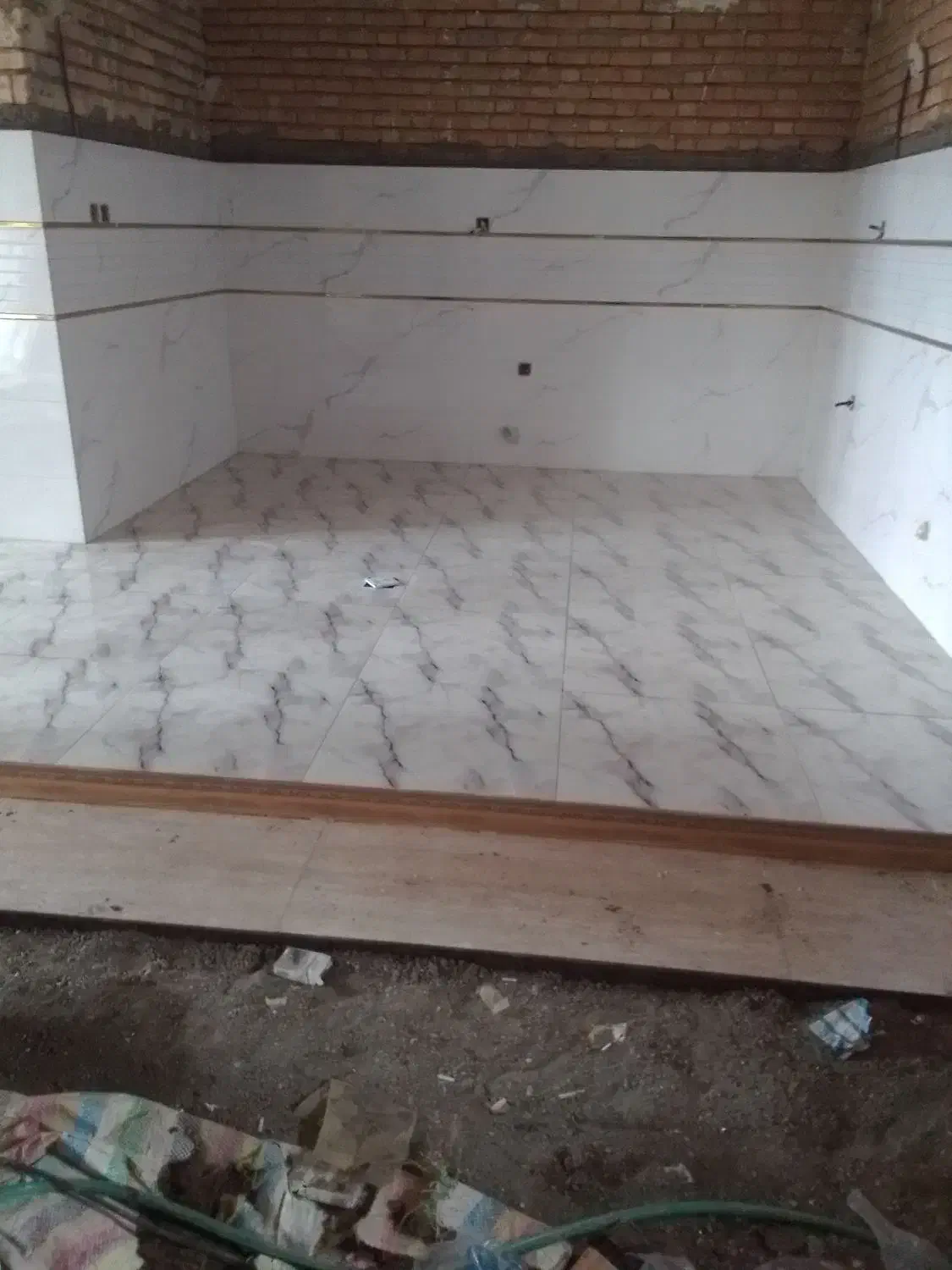 کاشی ونما کاری|خدمات پیشه و مهارت|سراب, |دیوار