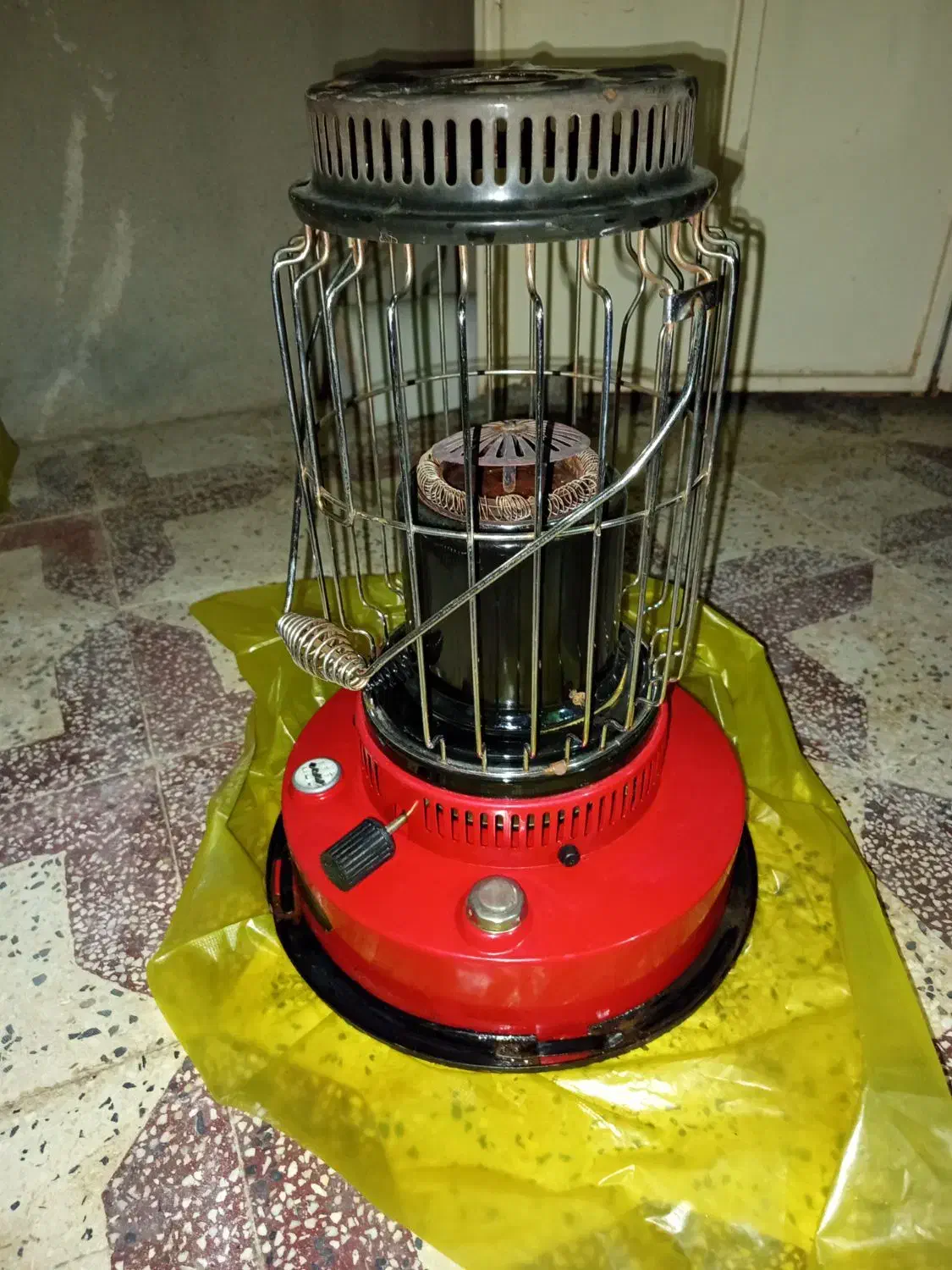 بخاری نفتی سولان|بخاری، هیتر، شومینه|خورموج, |دیوار