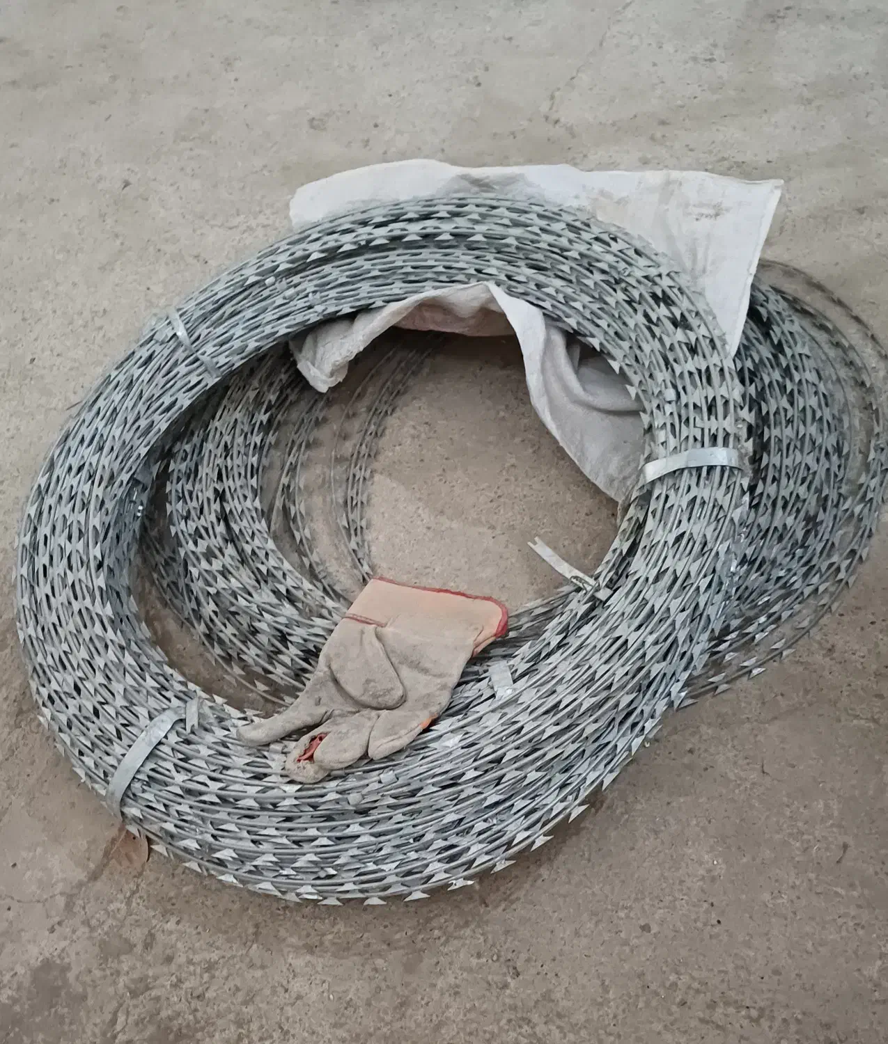 سیم خاردار تبری|ابزارآلات|تهران, دانشگاه شریف|دیوار