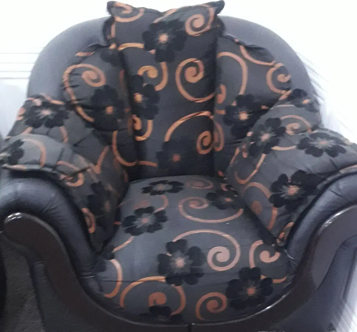 سرویس مبلمان با میز و ۴ عسلی|مبلمان خانگی و میز عسلی|شوش, |دیوار