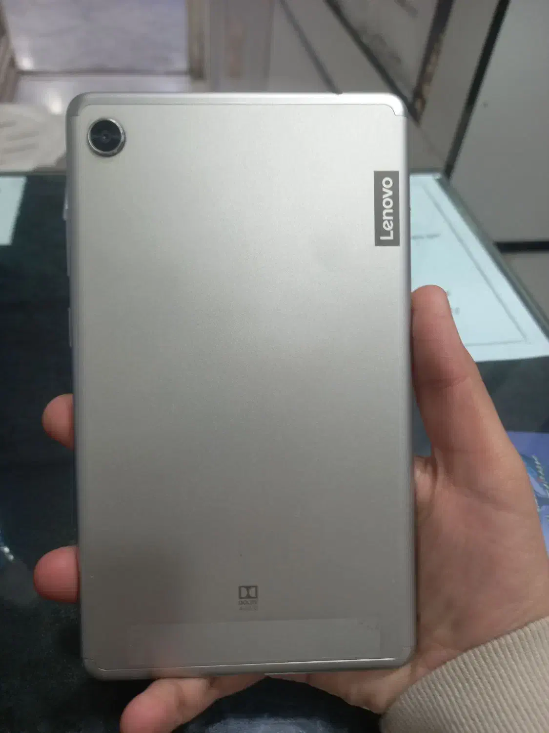 تبلت لنوو در حد|تبلت|رباط‌کریم, رباط‌کریم|دیوار