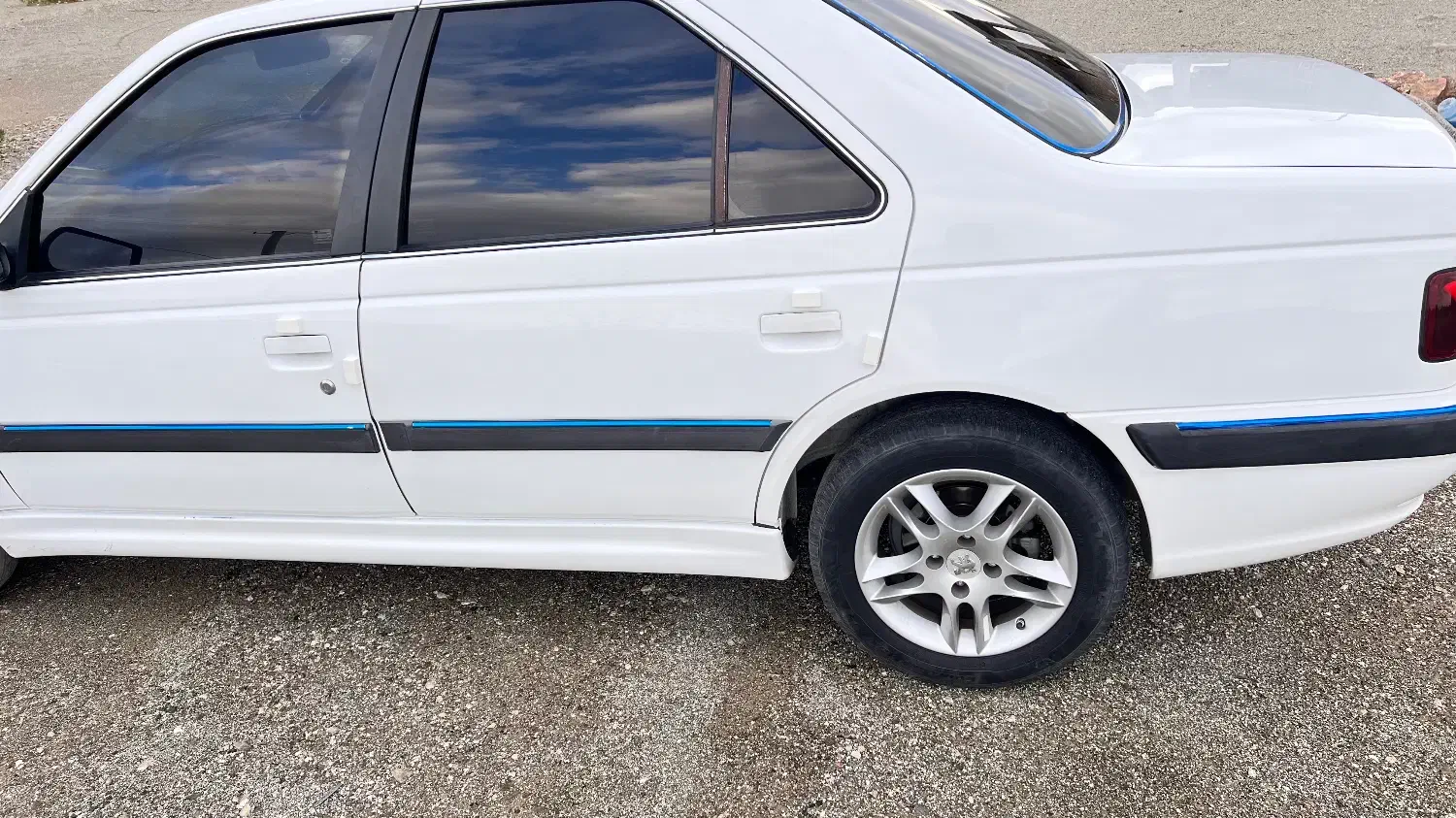 پارس مدل۴۰۲|خودرو سواری و وانت|چابهار, |دیوار