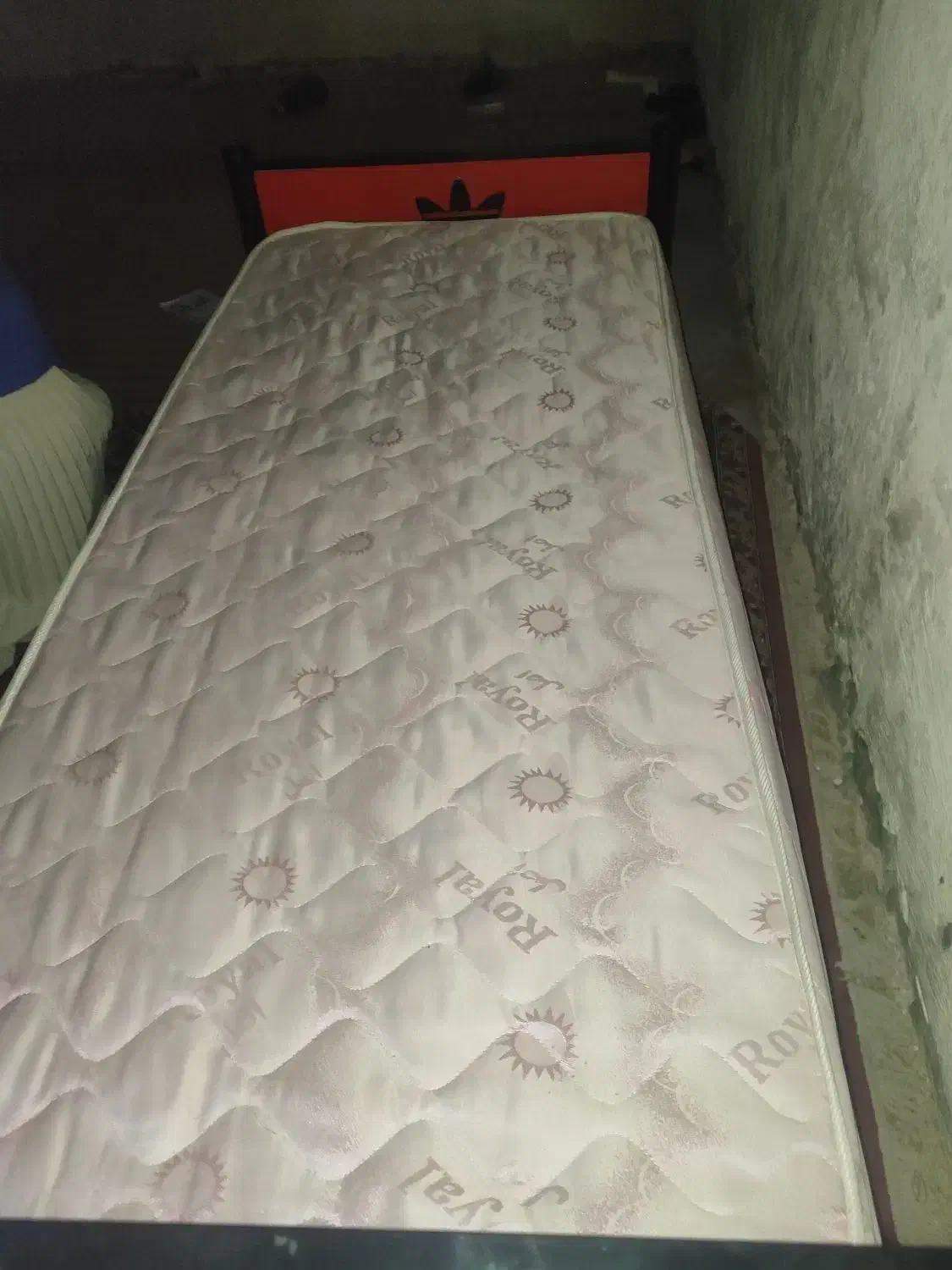 تخت خواب یک نفره طبی|تخت و سرویس خواب|دهدشت, |دیوار