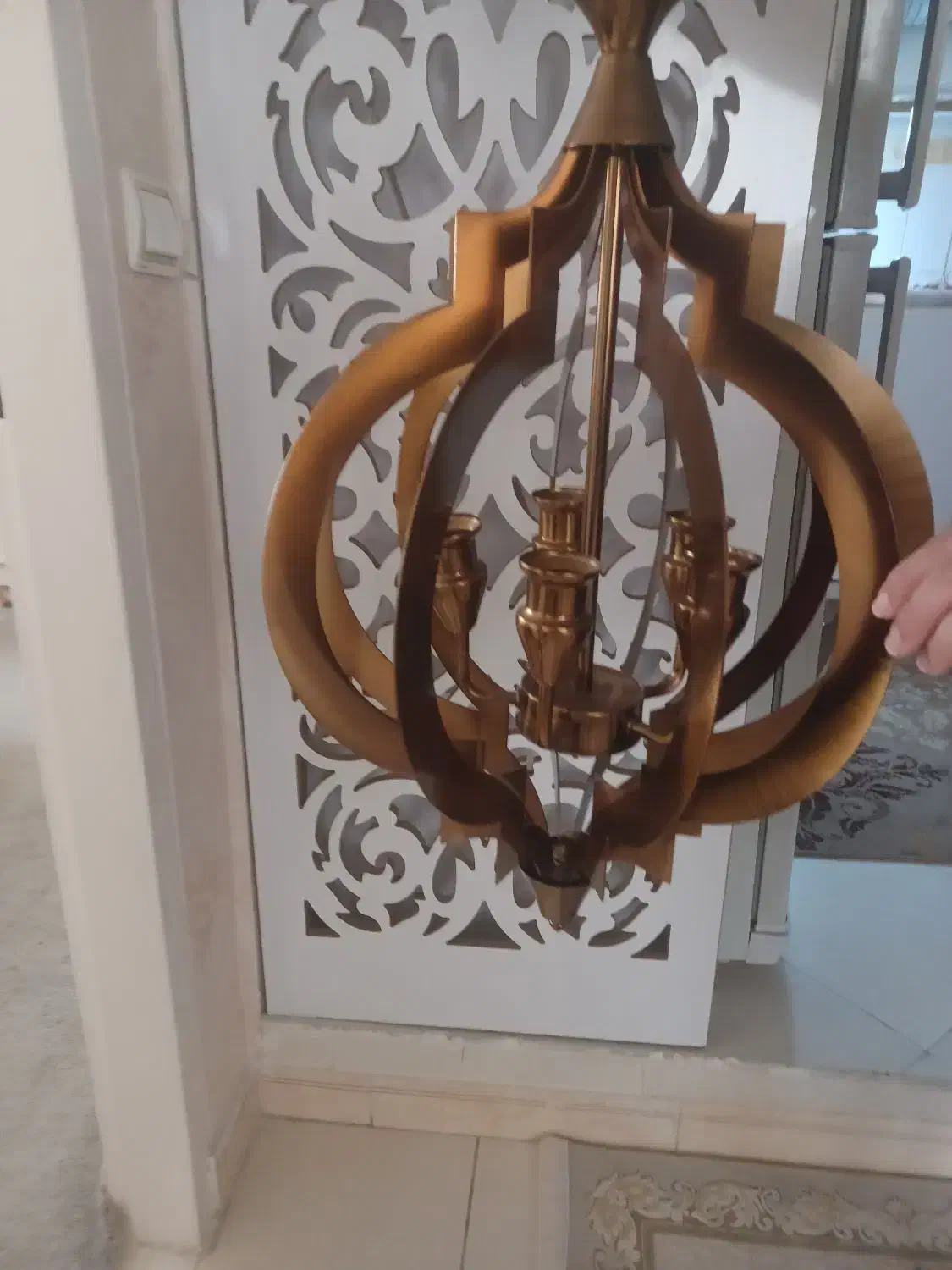 لوستر پنج شاخه|لوستر و چراغ آویز|میانه, |دیوار