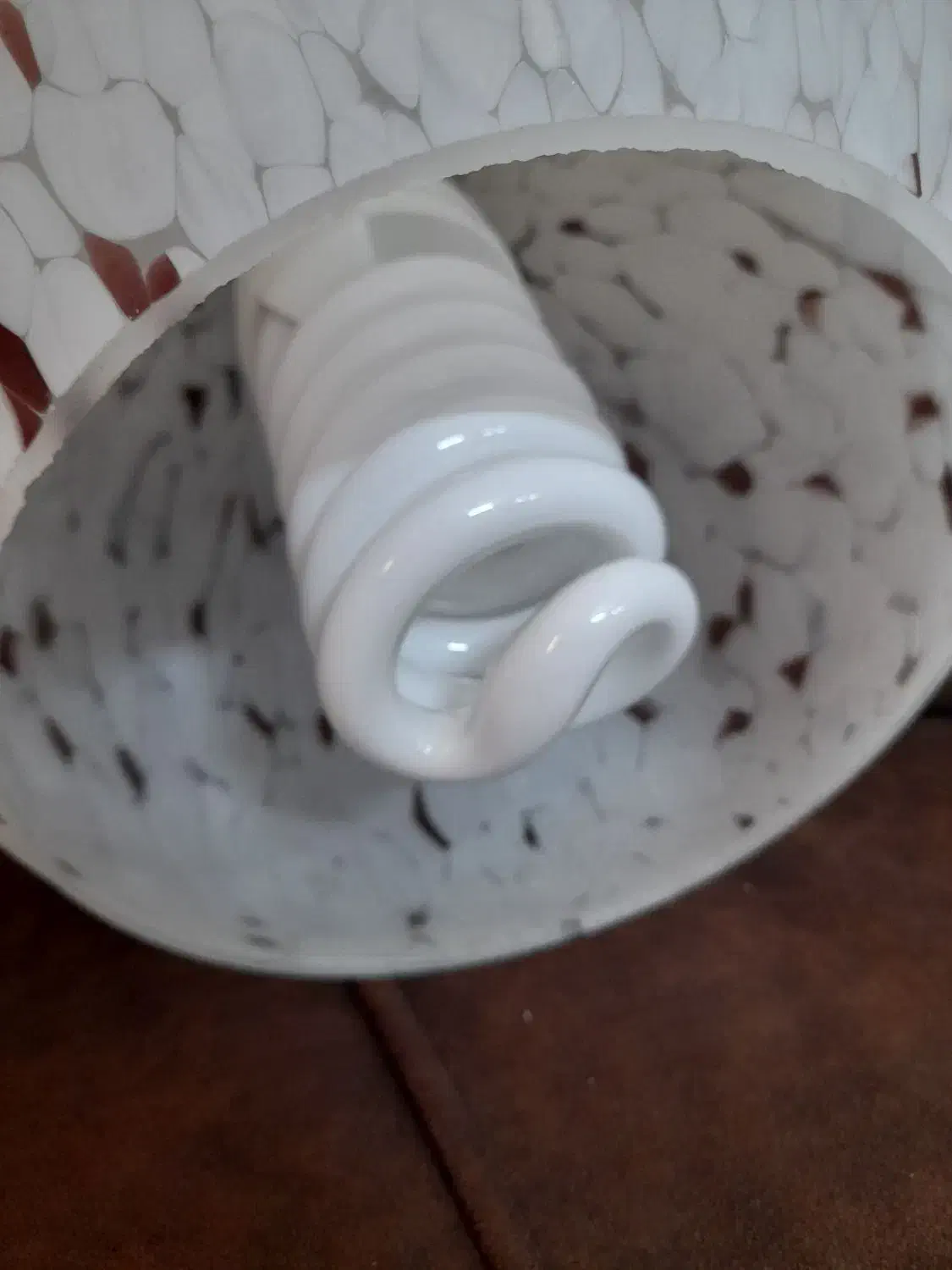 لوستر و هالوژن|لوستر و چراغ آویز|قدس, شهر‌قدس|دیوار