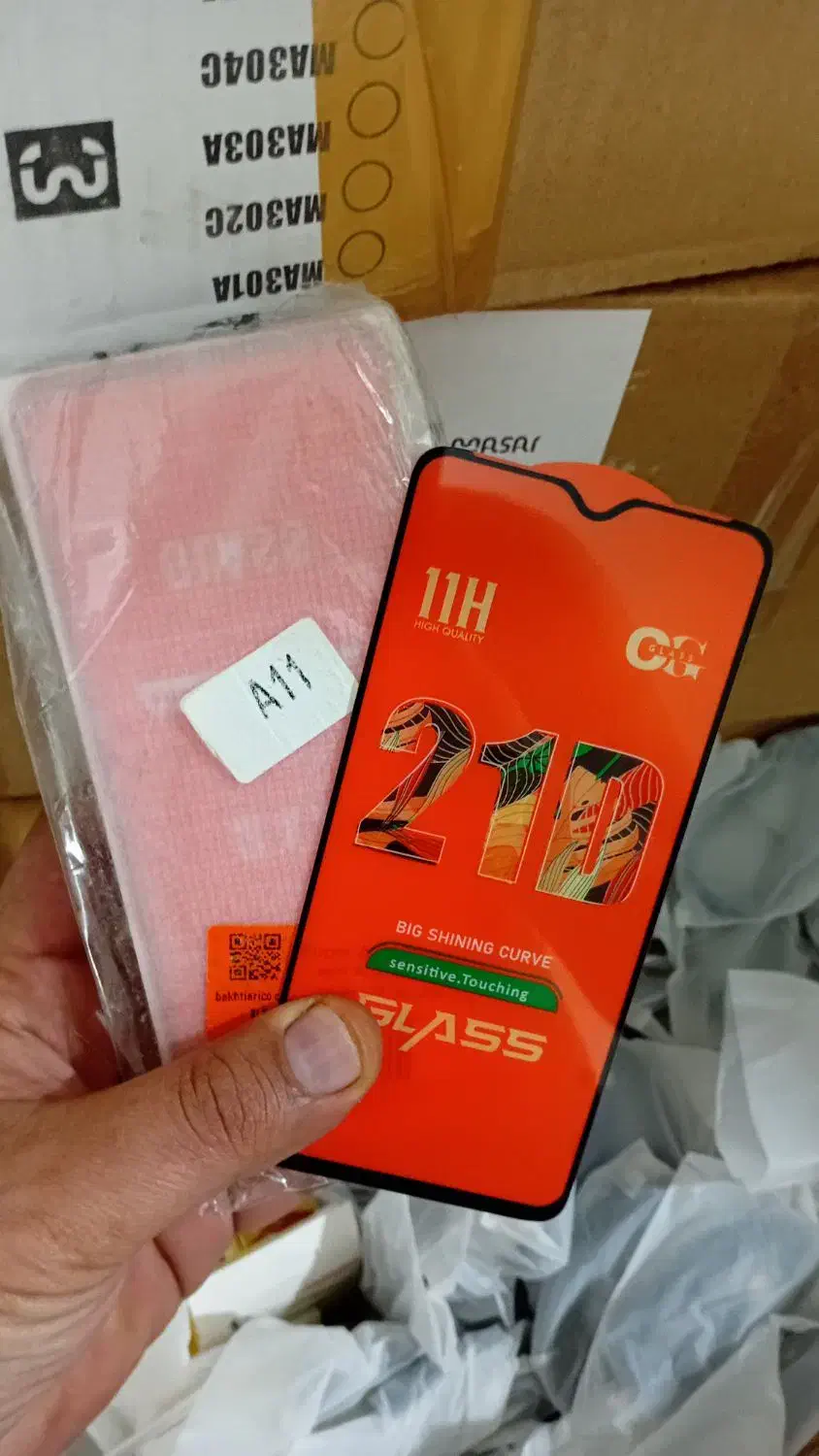 تعداد 3000هزار عدد گلس 21dیکجا فروشی|لوازم جانبی موبایل و تبلت|تهران, علی‌آباد|دیوار