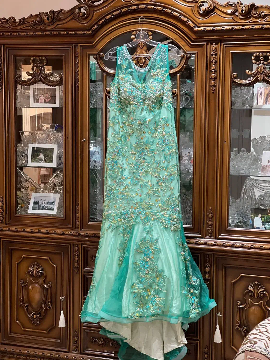 لباس مجلسی خاص|لباس|علی‌آباد کتول, |دیوار