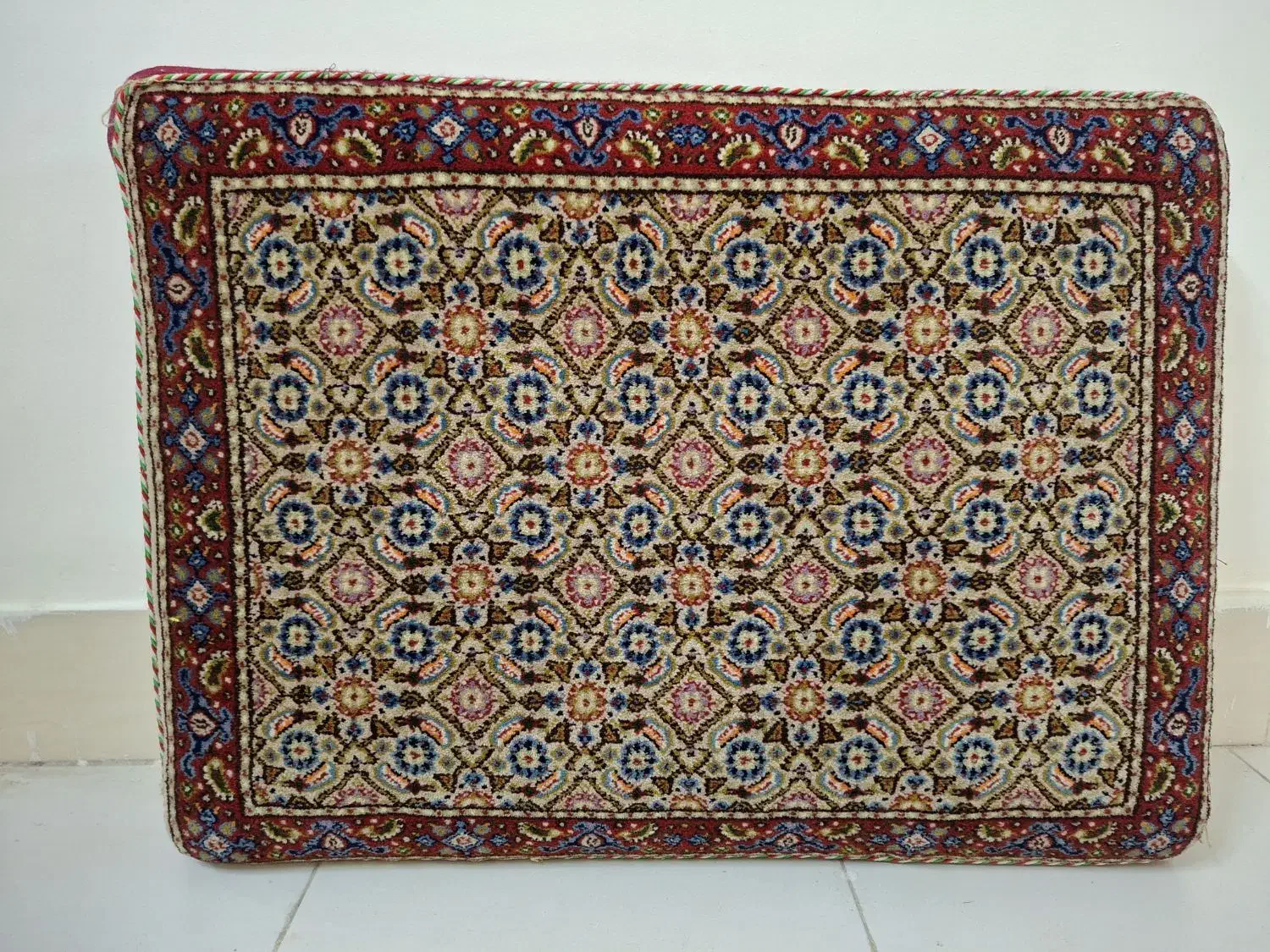 پشتی دستباف|پشتی|بیرجند, |دیوار