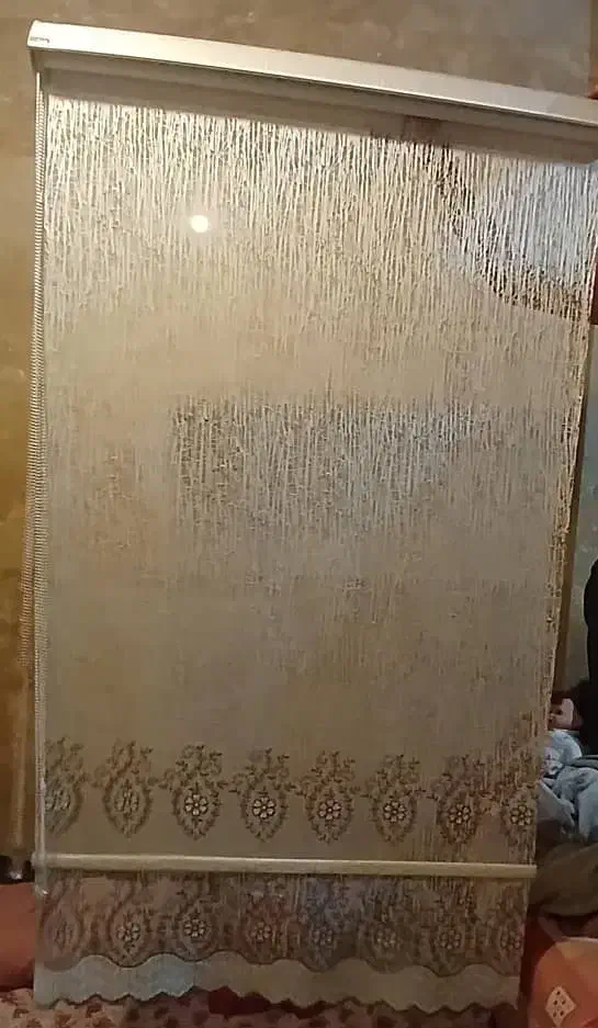 دوعدد پرده تمیز ودر حد نو|پرده، رانر، رومیزی|مشهد, مصلی (کارمندان اول)|دیوار