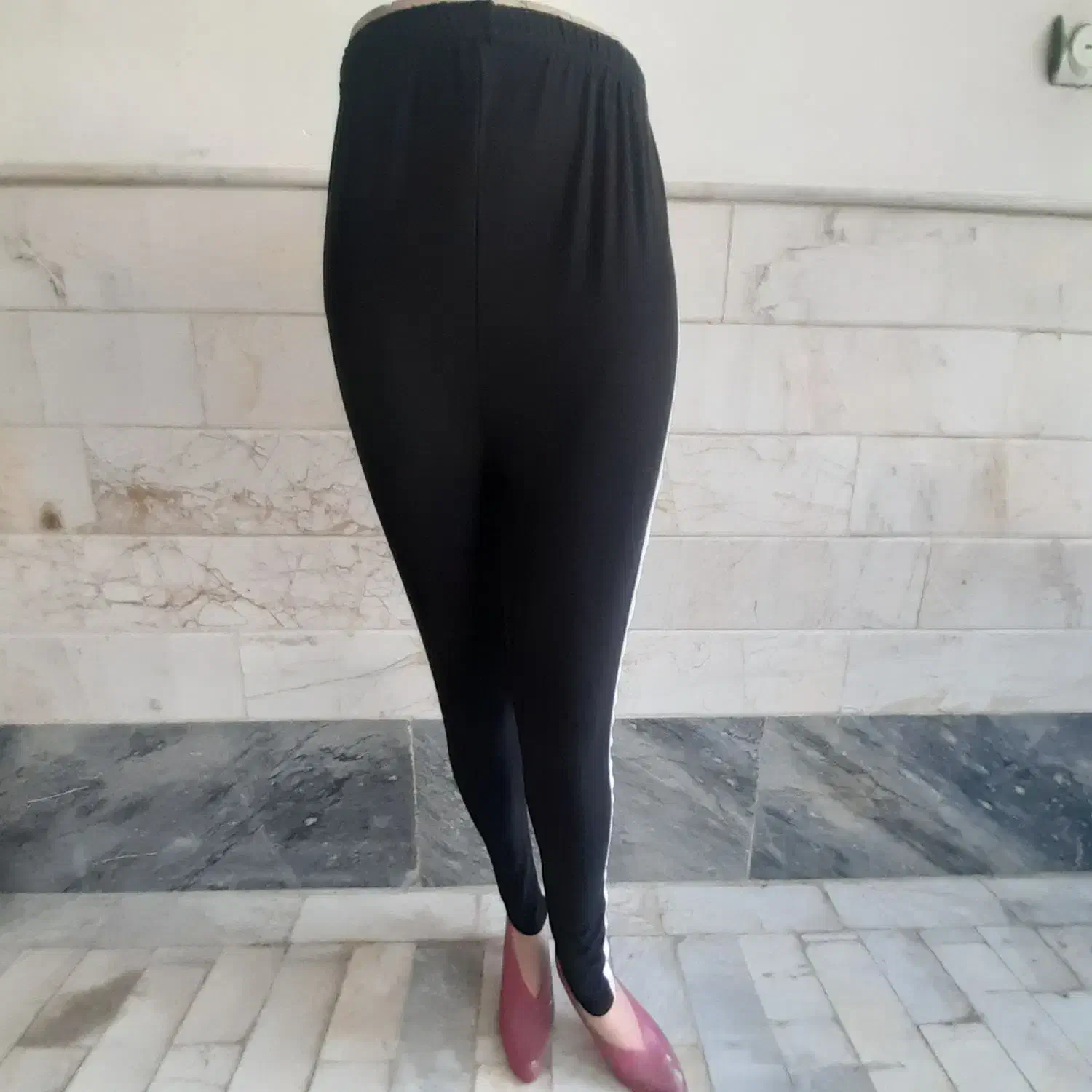 مانکن|لباس|قم, شهرک سازمان آب|دیوار