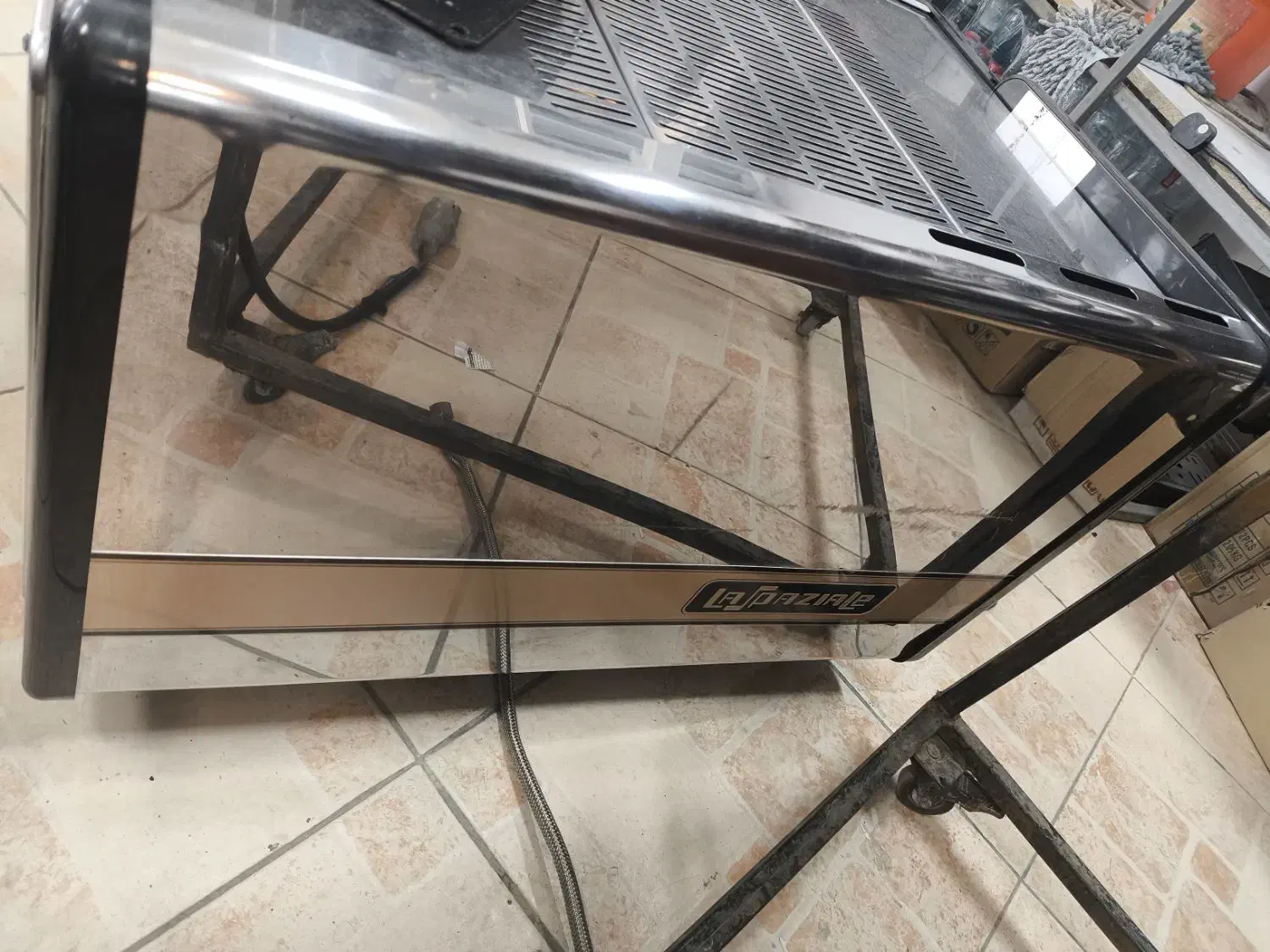 قهوه ساز  اسپرسو ساز لاسپازیاله|کافی‌شاپ و رستوران|صدرا-فارس, فاز ۱|دیوار