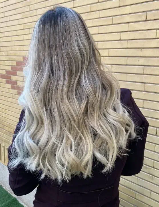 با هر بودجه ای که داری موهاتو رنگ و لایت کن|خدمات آرایشگری و زیبایی|صدرا-فارس, فاز ۱|دیوار