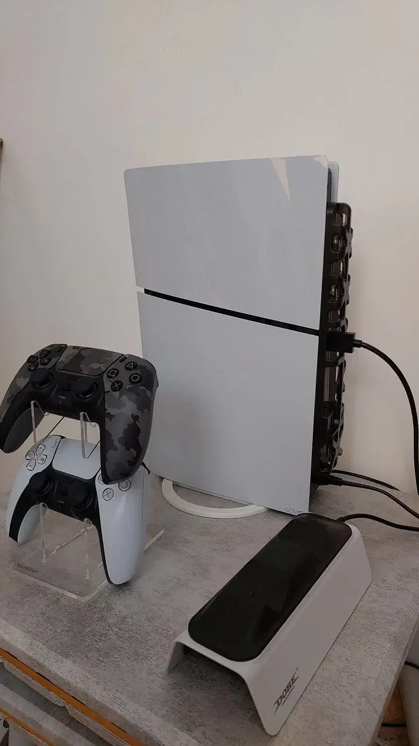 پلی استیشن ۵ اسلیم در حد نو|کنسول، بازی ویدئویی و آنلاین|ساری, |دیوار