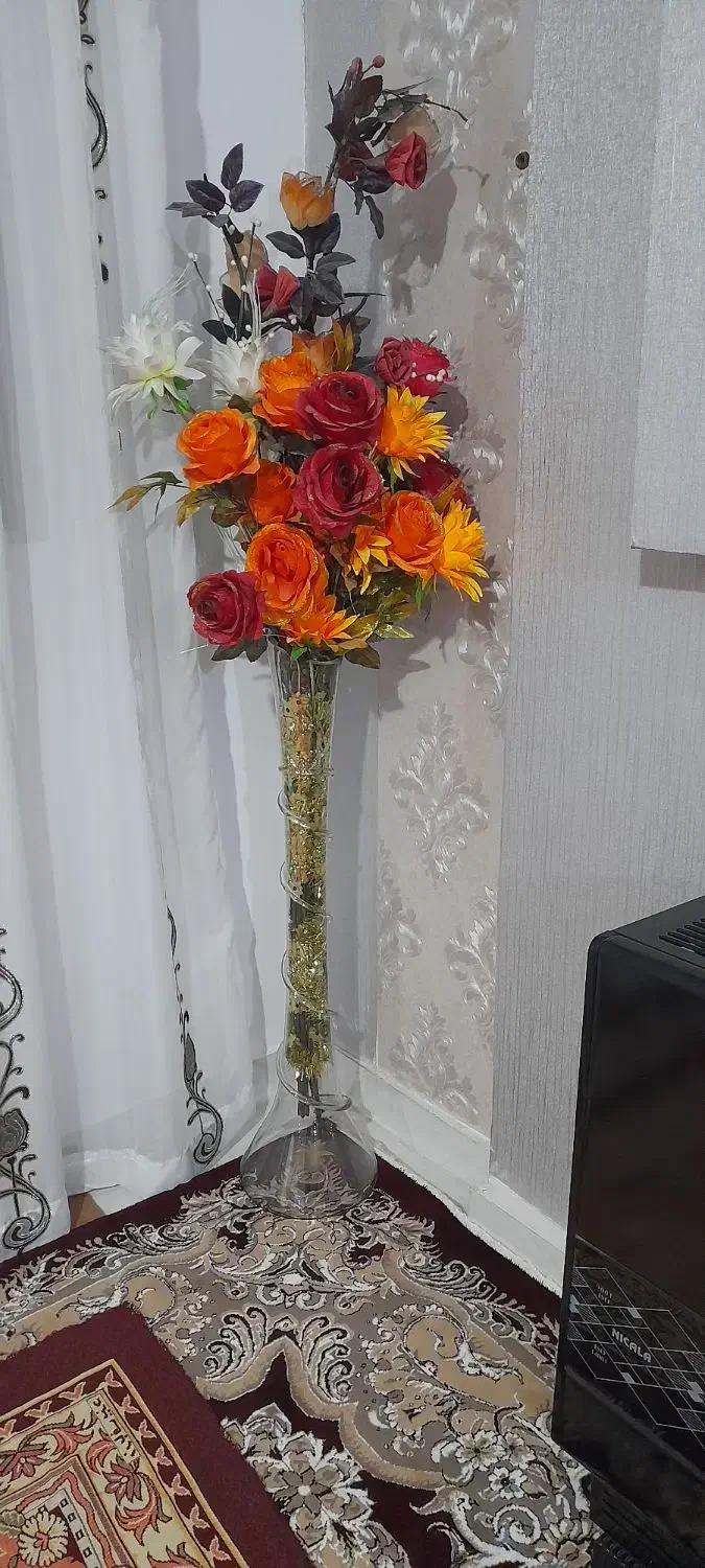 گلدان|گل مصنوعی|شیروان (خراسان), |دیوار