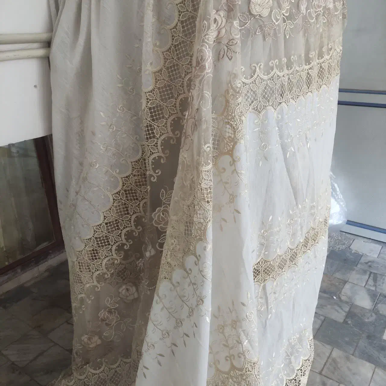 پرده|پرده، رانر، رومیزی|قم, نخودی|دیوار