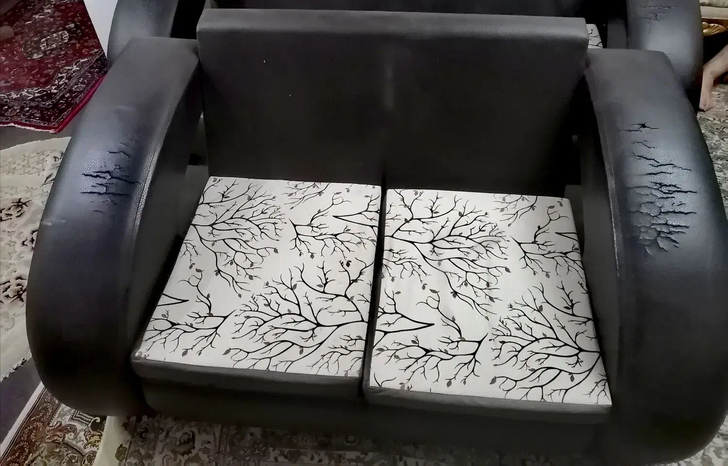 مبل چرمی|مبلمان اداری|هشتگرد, فاز ۱ مهستان|دیوار